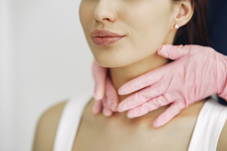 DI - Gıdı Estetiğinde Liposuction mı Boyun Germe mi Kime Hangisi Uygun